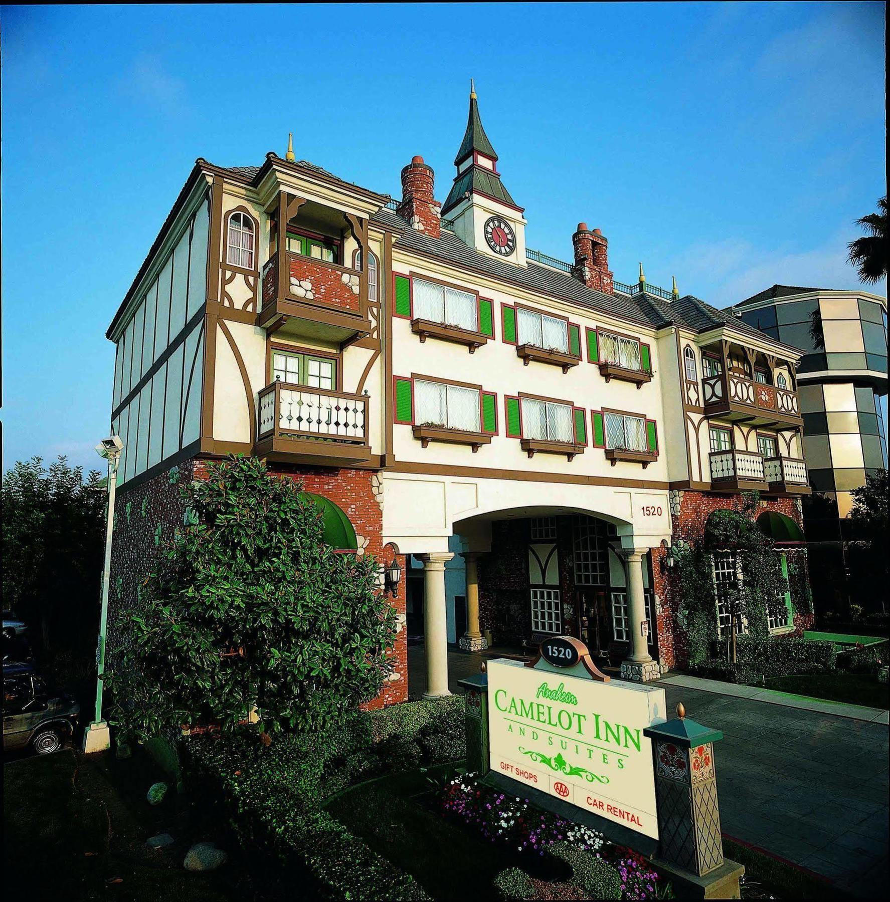 Anaheim Camelot Inn & Suites Exteriér fotografie