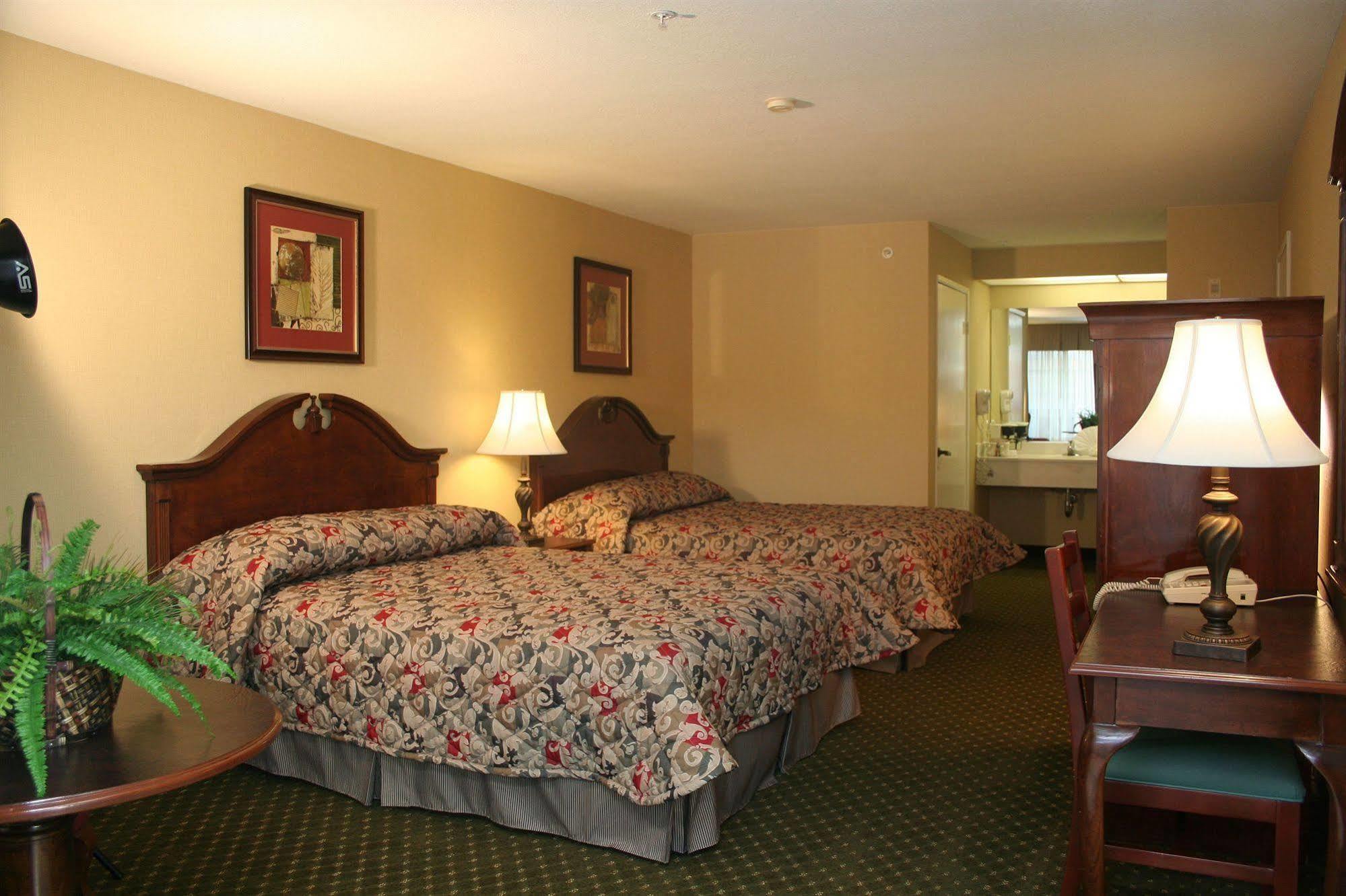 Anaheim Camelot Inn & Suites Pokoj fotografie