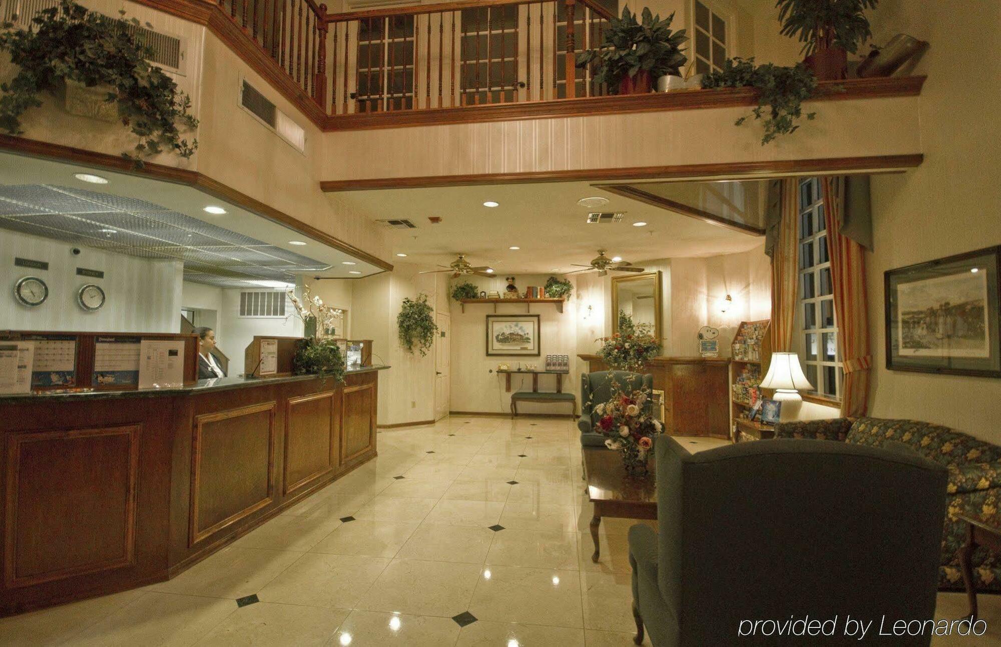 Anaheim Camelot Inn & Suites Interiér fotografie
